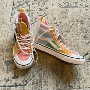 NWT Vans SK8-HI MTE-1 Pastel Multicolor High Top Sneaker in Women’s 7.5